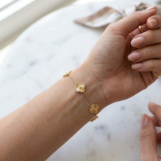 Clover Grace Bracelet