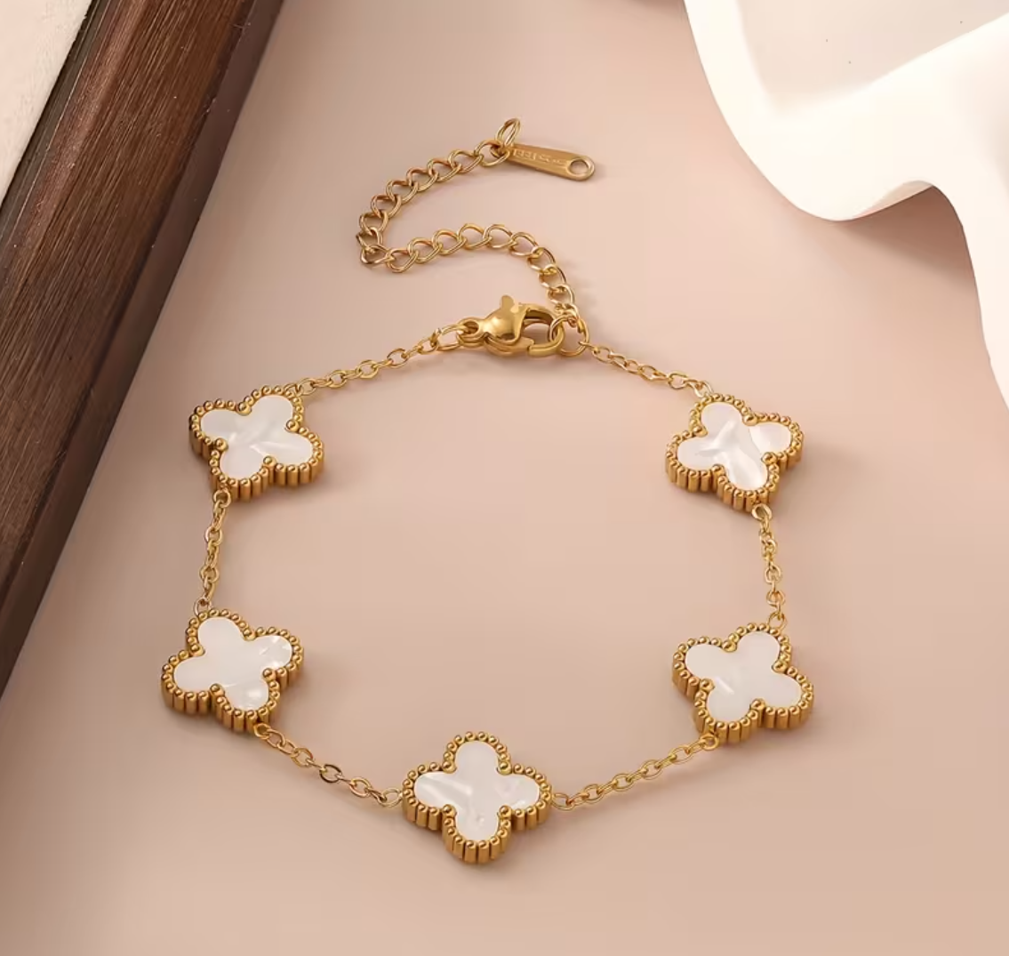 Clover Grace Bracelet