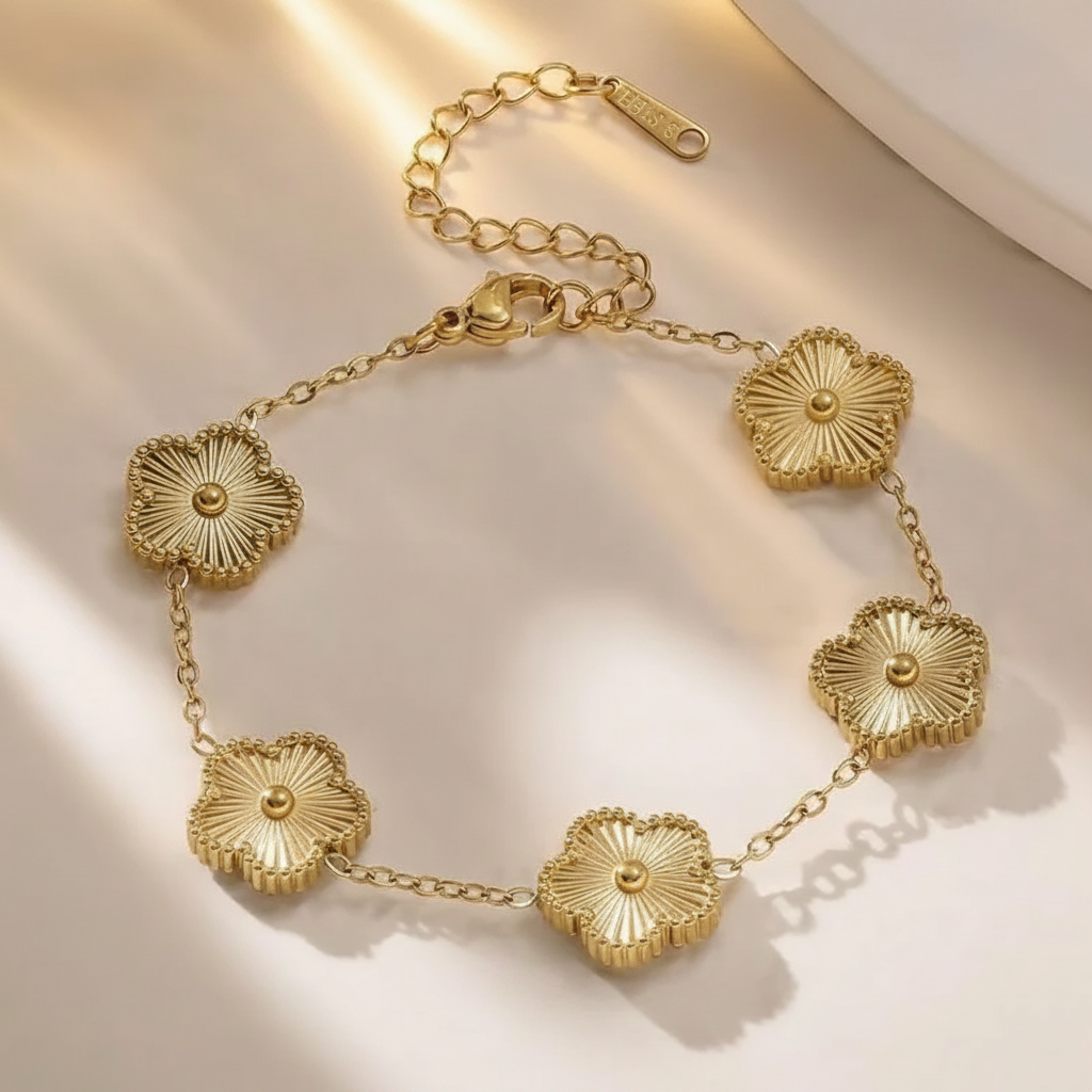 Clover Grace Bracelet
